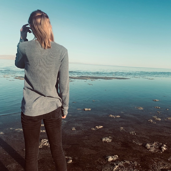 Meet your Posher, Laura - Picture 1 of 1